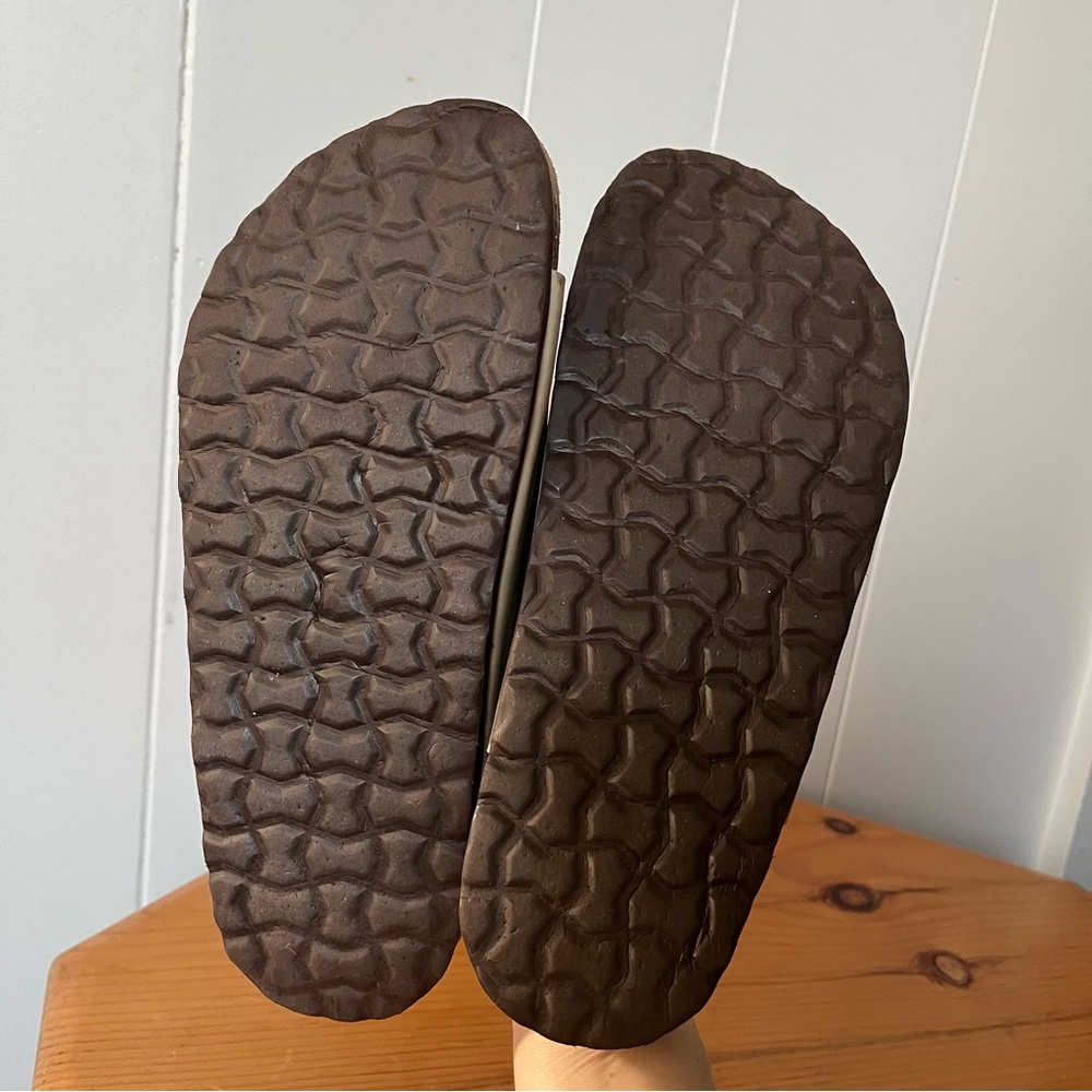 Cushionaire Lane Cork Footbed Sandals Slip On Two Strap Buckle Stone Tan Comfy - Picture 6 of 11
